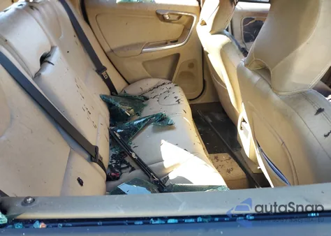 2012 Volvo Xc60 3.2/3.2 Platinum/3.2 Premier/3.2 Premier Plus from USA, damaged, VIN YV4952DL6C2340879